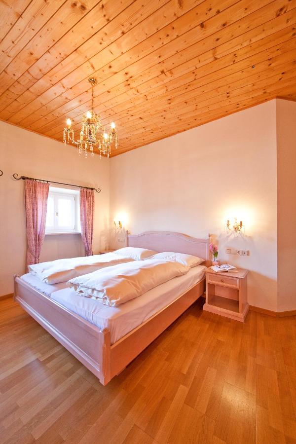 Hotel Tyrol Ora / Auer Ngoại thất bức ảnh
